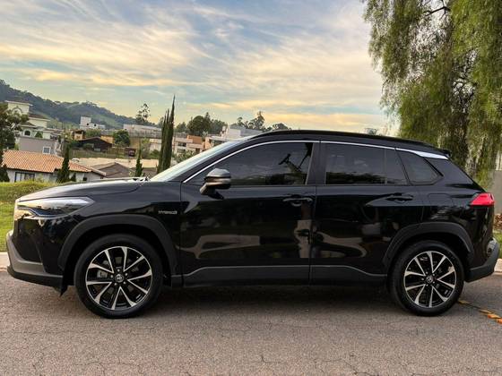 TOYOTA COROLLA CROSS 1.8 VVT-I HYBRID FLEX XRX CVT TOYOTA COROLLA CROSS 1.8 VVT-I HYBRID FLEX XRX CVT